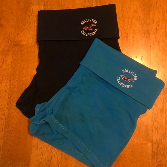 Hollister yoga shorts - 2 pairs - Picture 1 of 2